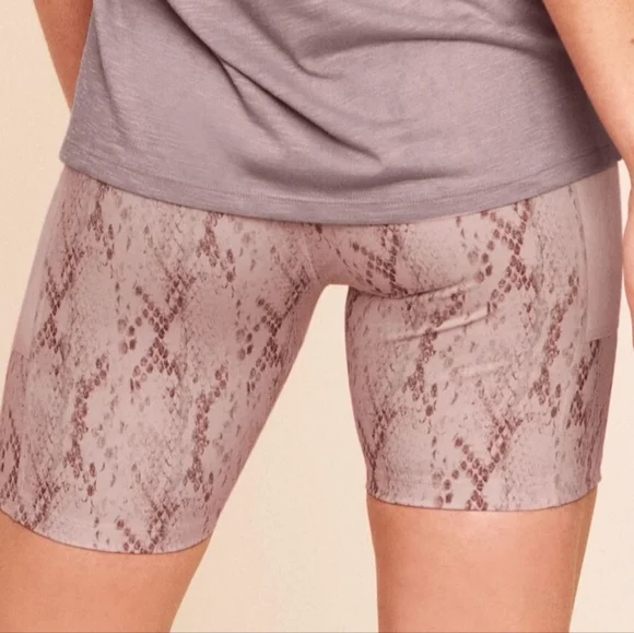 NWT Earth Republic Anais High Waisted Pink Snake Print Women's Shorts Size XL - Picture 2 of 10